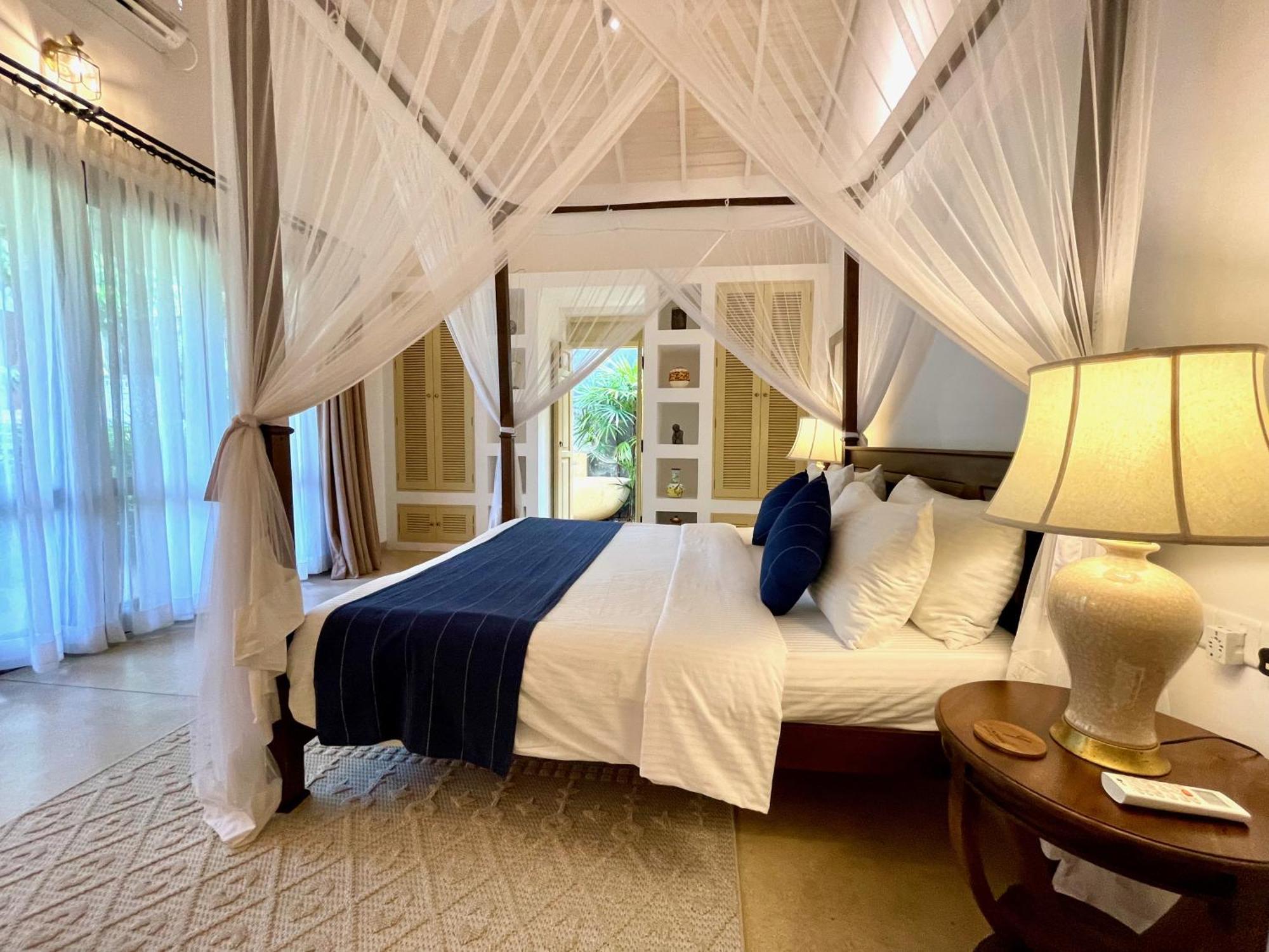 Claire Villa By Younger Villas & Resorts Ахангама Экстерьер фото